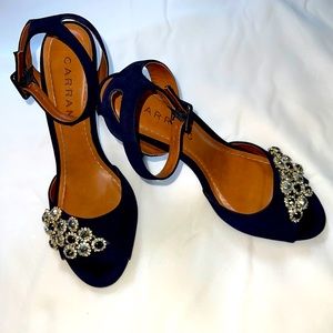 Carrano woman’s girls embellished heels shoes size 8